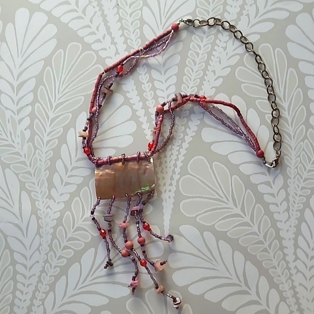 Vintage 70s Pink Shell Necklace